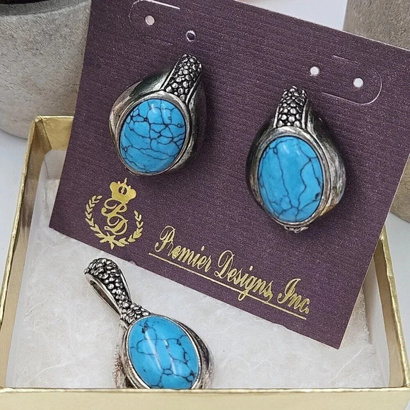 Premier Designs Vintage Silvertone Turquoise Clip Post Earrings Pendant - Picture 5 of 5